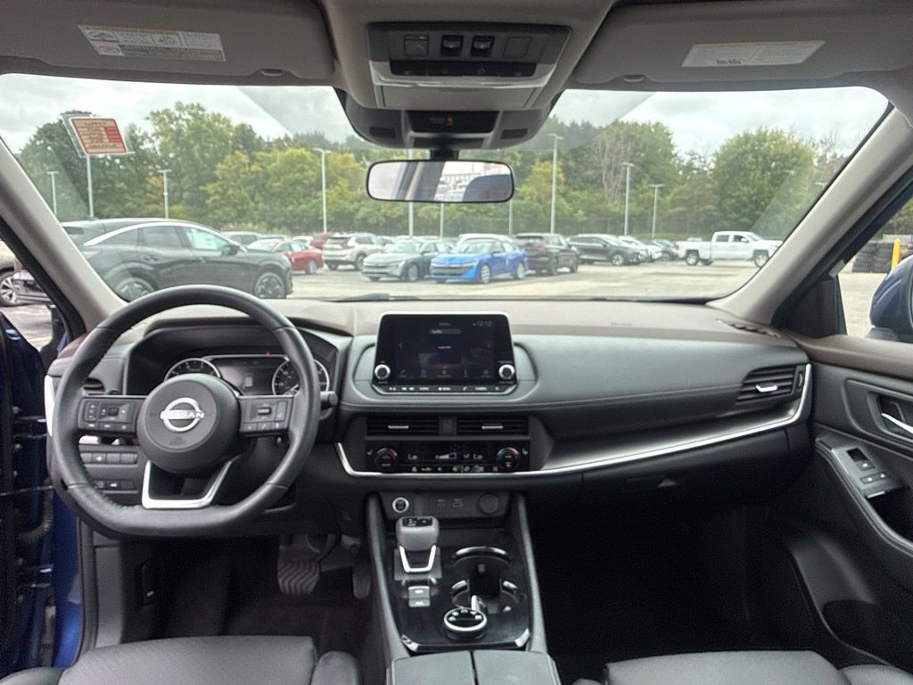 Certified 2023 Nissan Rogue SV w/ SV Premium B Package AWD/4WD image 23