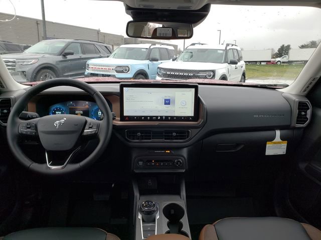 New 2025 Ford Bronco Sport Outer Banks image 11