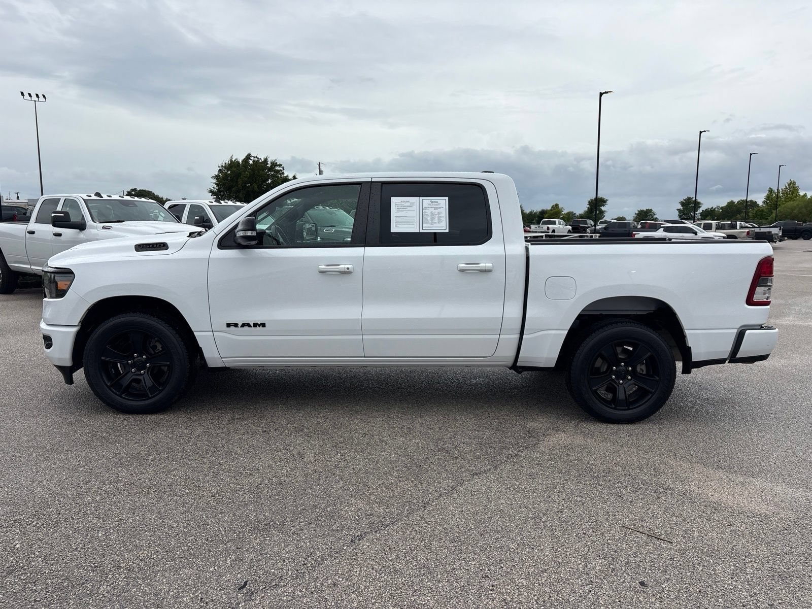 Used 2022 RAM 1500 Lone Star RWD image 2