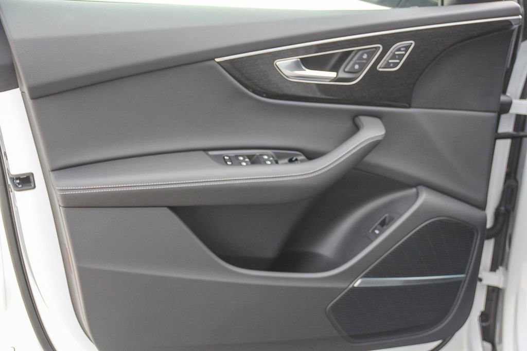 New 2026 Audi Q8 Premium Plus image 20