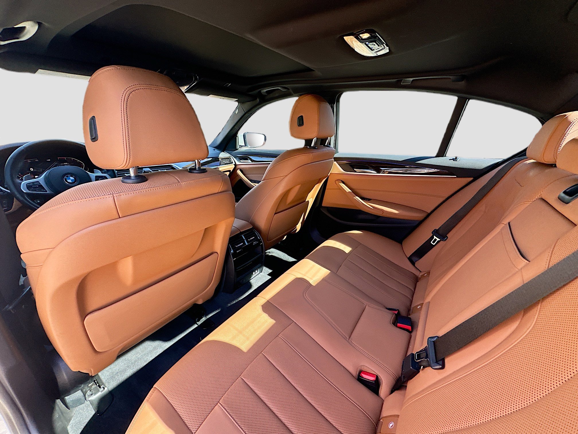 Used 2023 BMW 530i w/ M Sport Package image 27