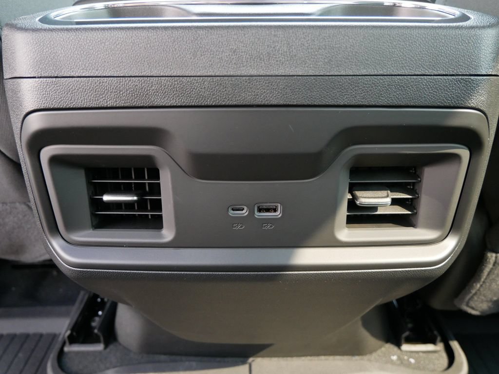 New 2026 Chevrolet Silverado 2500 LT w/ All Star Edition AWD/4WD image 17