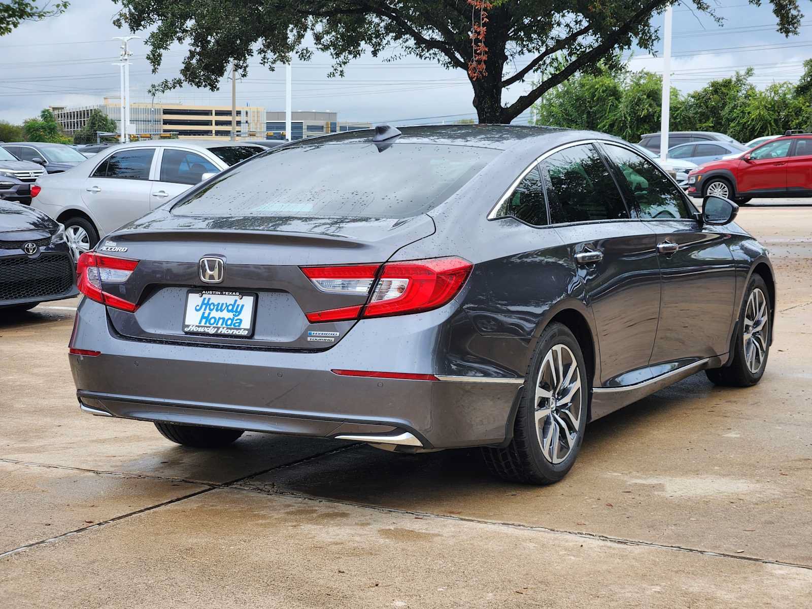 Used 2020 Honda Accord Touring image 6