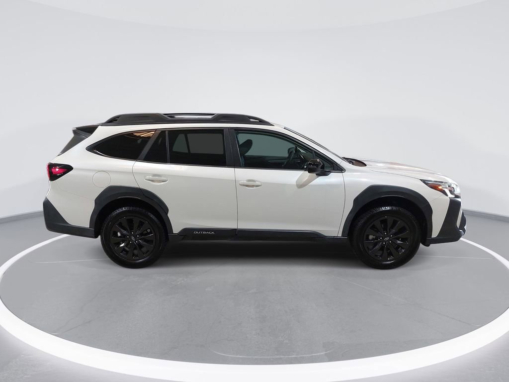 Used 2023 Subaru Outback Onyx Edition AWD/4WD image 4