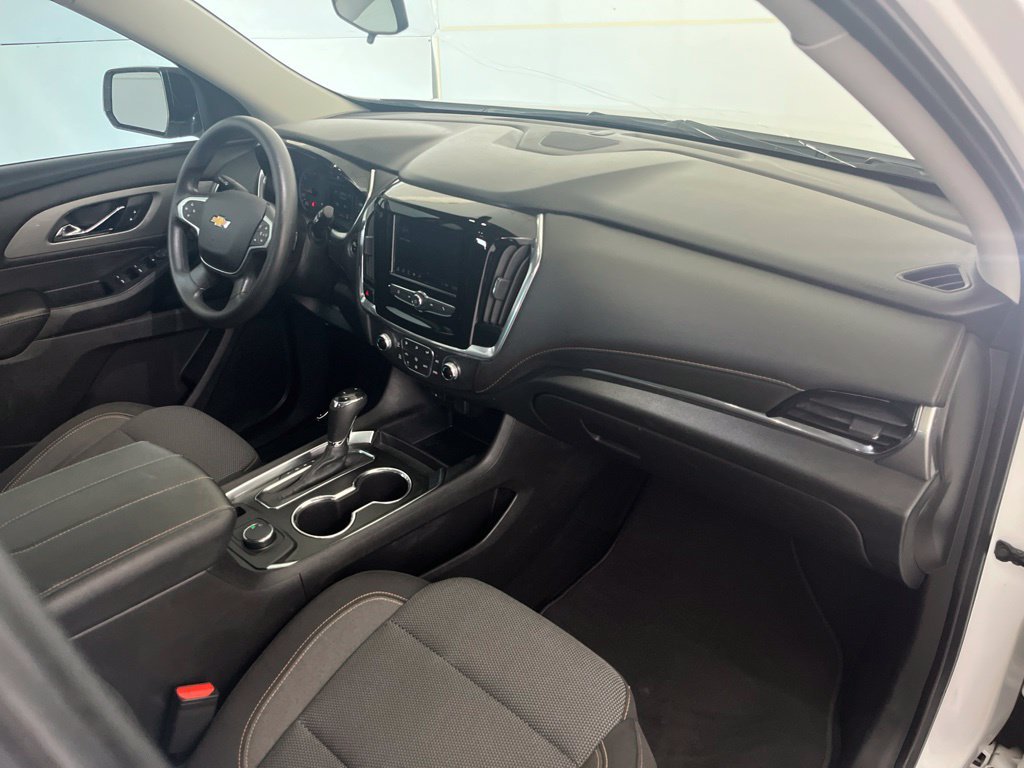 Used 2020 Chevrolet Traverse LS FWD image 23