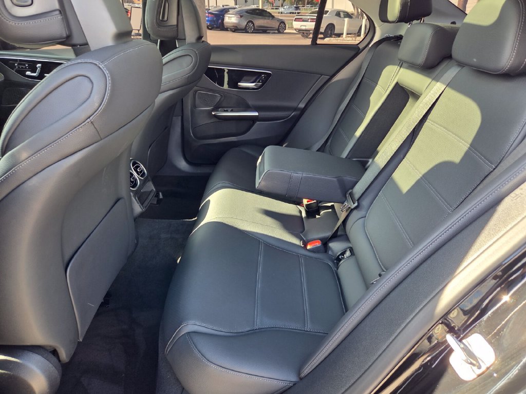 Used 2026 Mercedes-Benz C 300 Sedan image 7