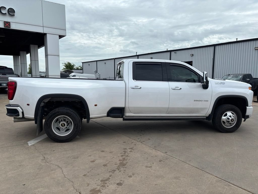 Used 2022 Chevrolet Silverado 3500 High Country w/ Technology Package AWD/4WD image 6