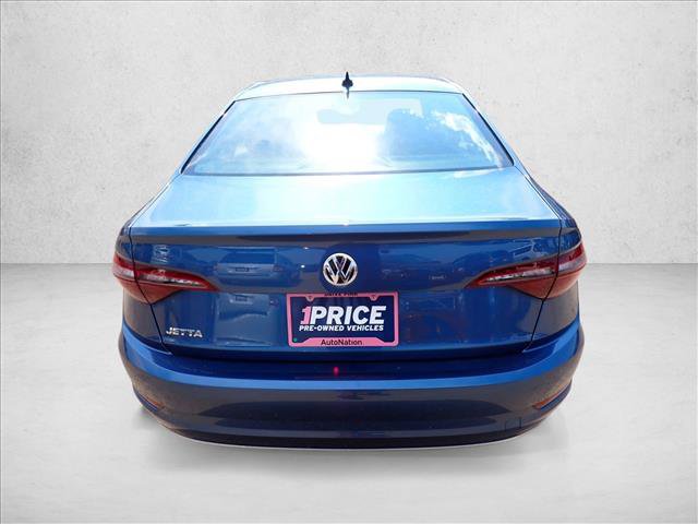 Used 2021 Volkswagen Jetta SE w/ SE Cold Weather Package FWD image 3
