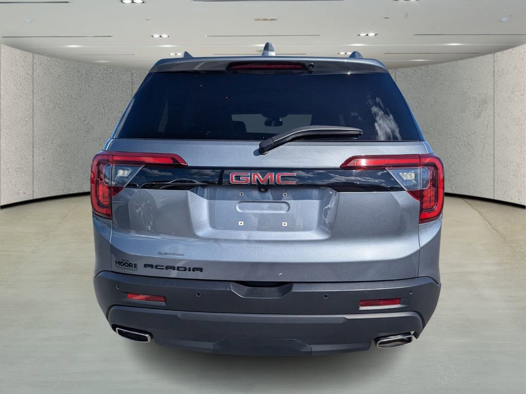 Used 2021 GMC Acadia SLT w/ Elevation Edition image 4