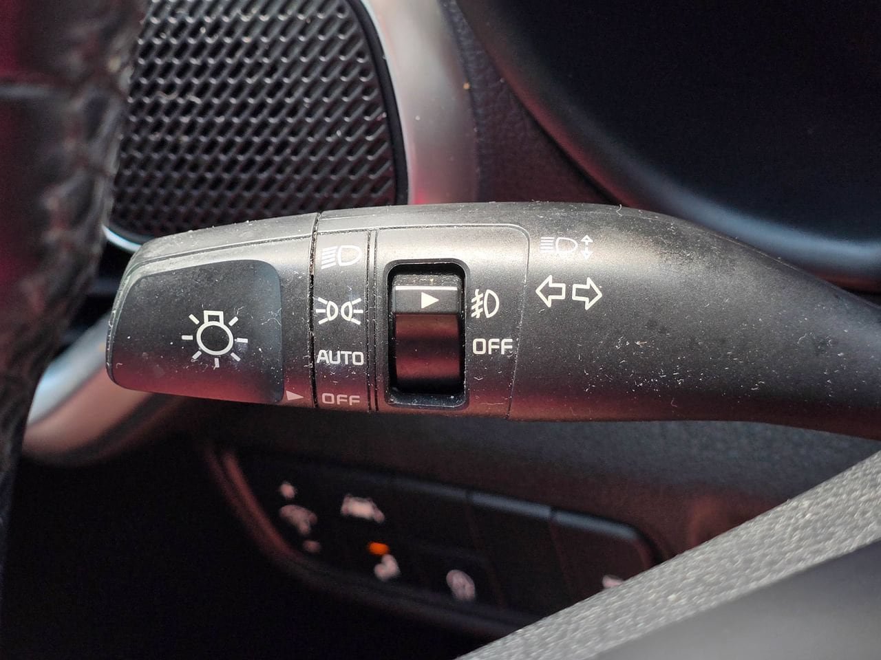 Used 2020 Kia Soul GT-Line w/ GT 2.0L Power Sunroof Package FWD image 24