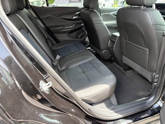Used 2025 Buick Envista Preferred FWD image 15