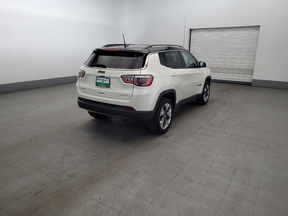 Used 2018 Jeep Compass Limited AWD/4WD image 9