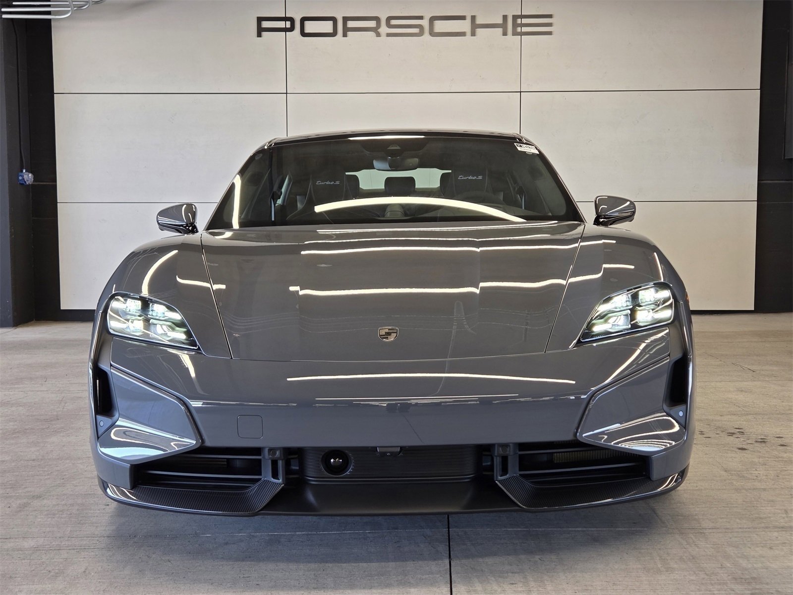 Used 2025 Porsche Taycan Turbo S image 28