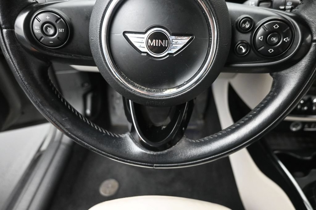 Used 2016 MINI Cooper Clubman FWD image 17