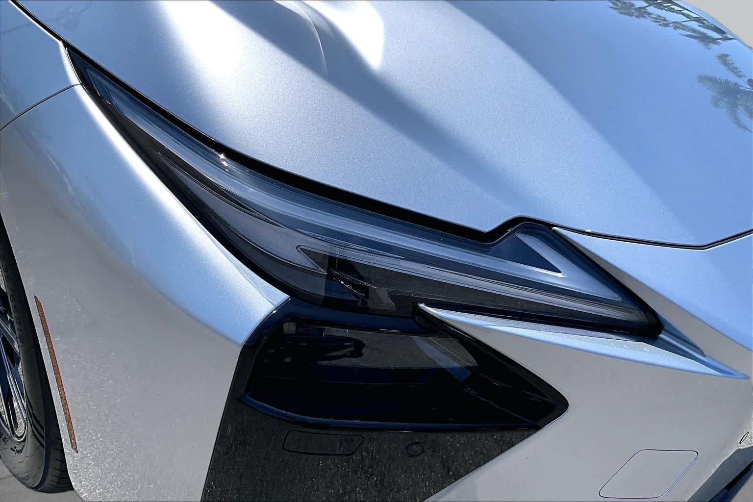 New 2026 Lexus ES 350e w/ Convenience Package FWD image 21
