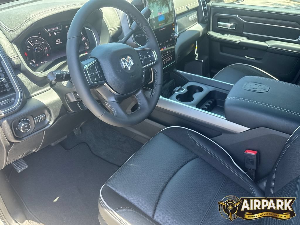 New 2026 RAM 2500 Laramie AWD/4WD image 19