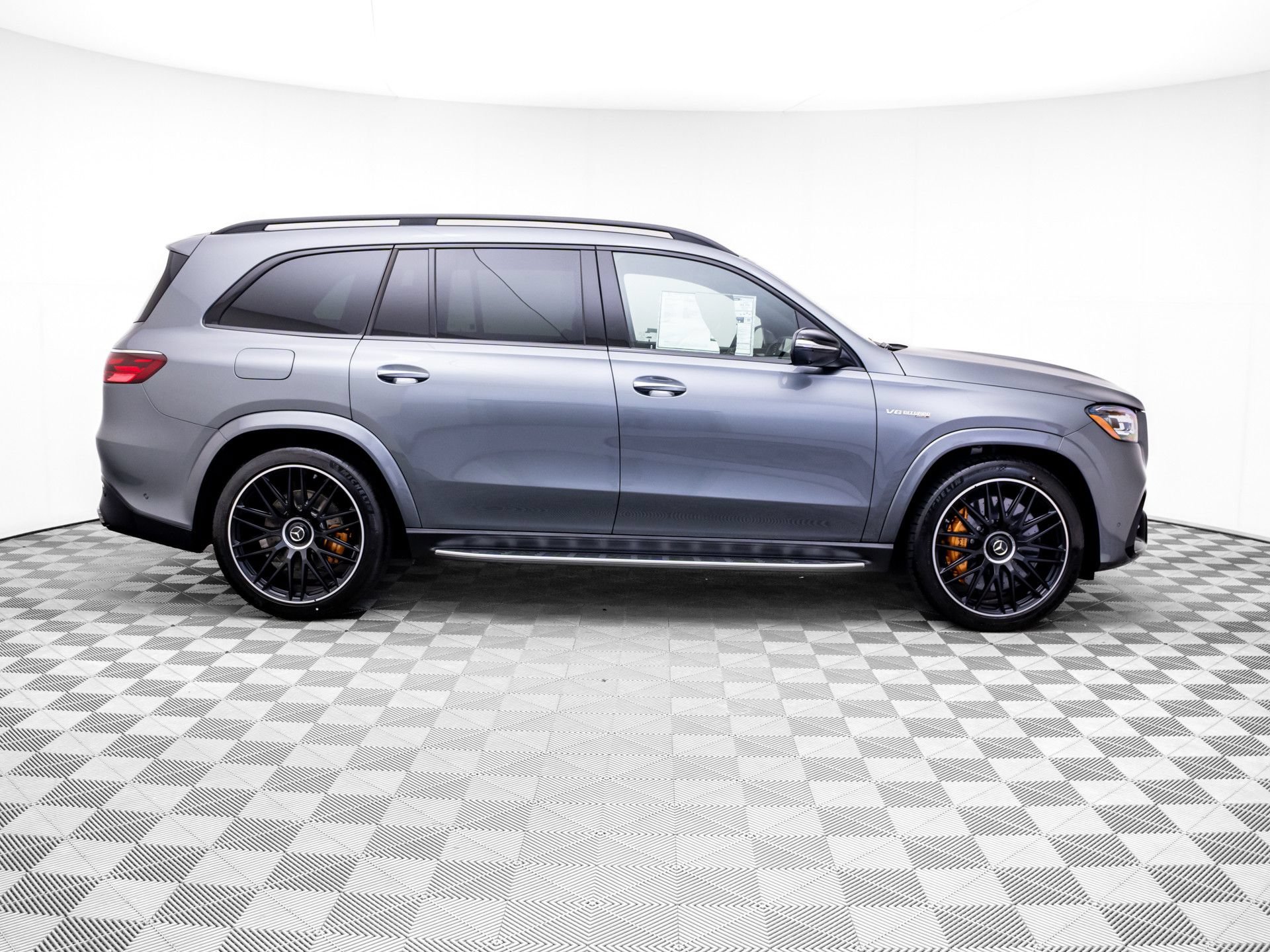 New 2026 Mercedes-Benz GLS 63 AMG 4MATIC image 6