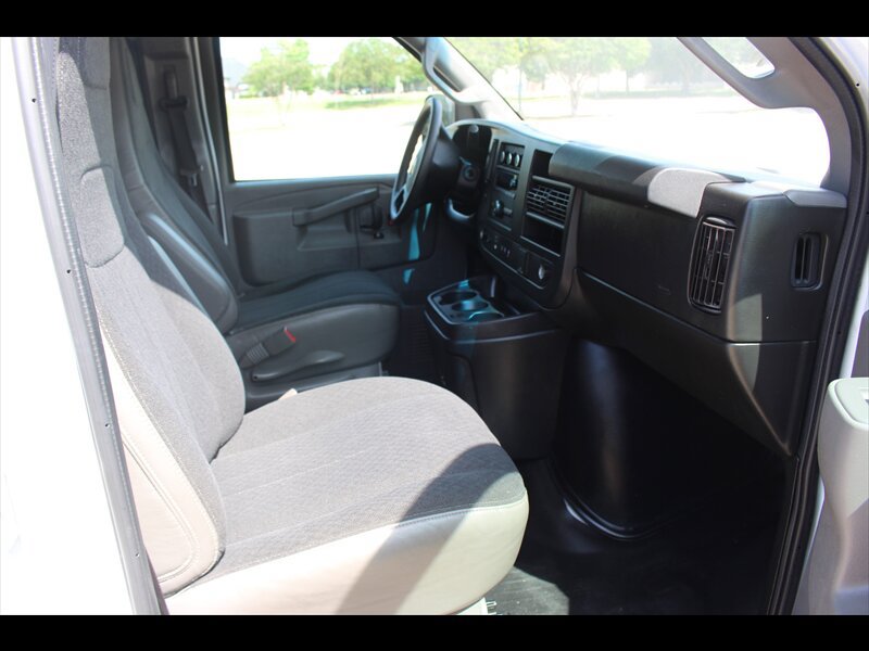Used 2021 Chevrolet Express 2500 w/ Driver Convenience Package RWD image 18