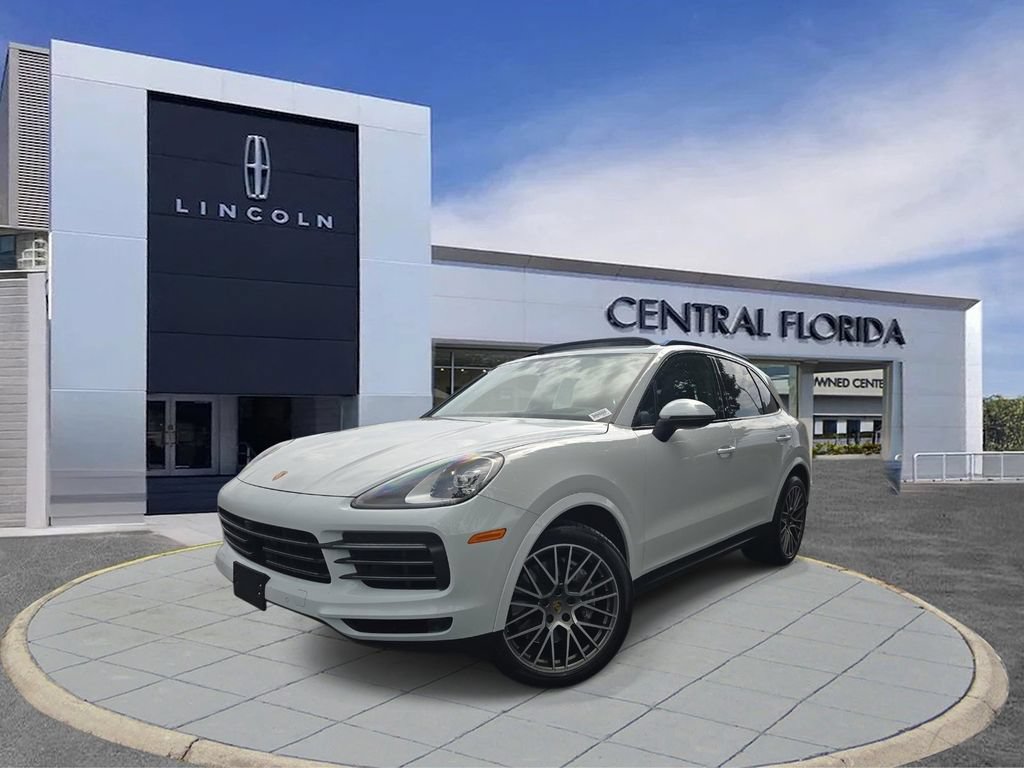 Used 2023 Porsche Cayenne Platinum Edition AWD/4WD image 30