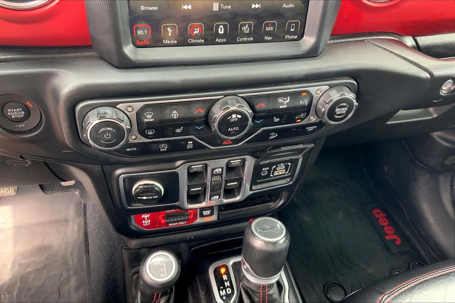 Used 2018 Jeep Wrangler Unlimited Rubicon AWD/4WD image 35