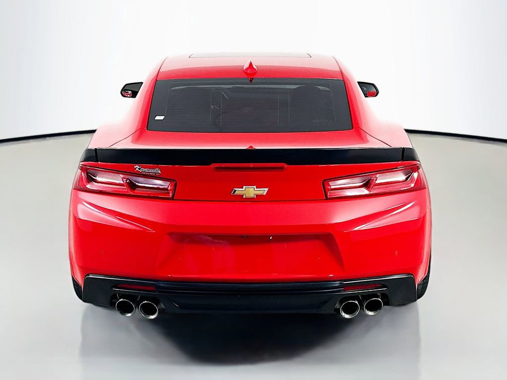 Used 2018 Chevrolet Camaro SS RWD image 6