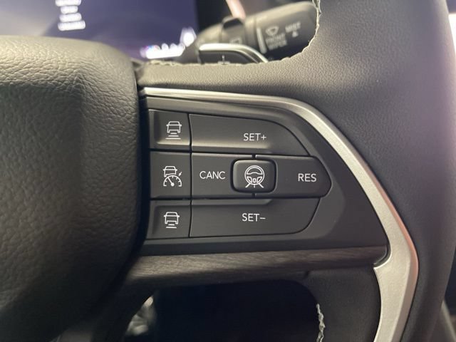 New 2026 Jeep Grand Cherokee Altitude AWD/4WD image 37
