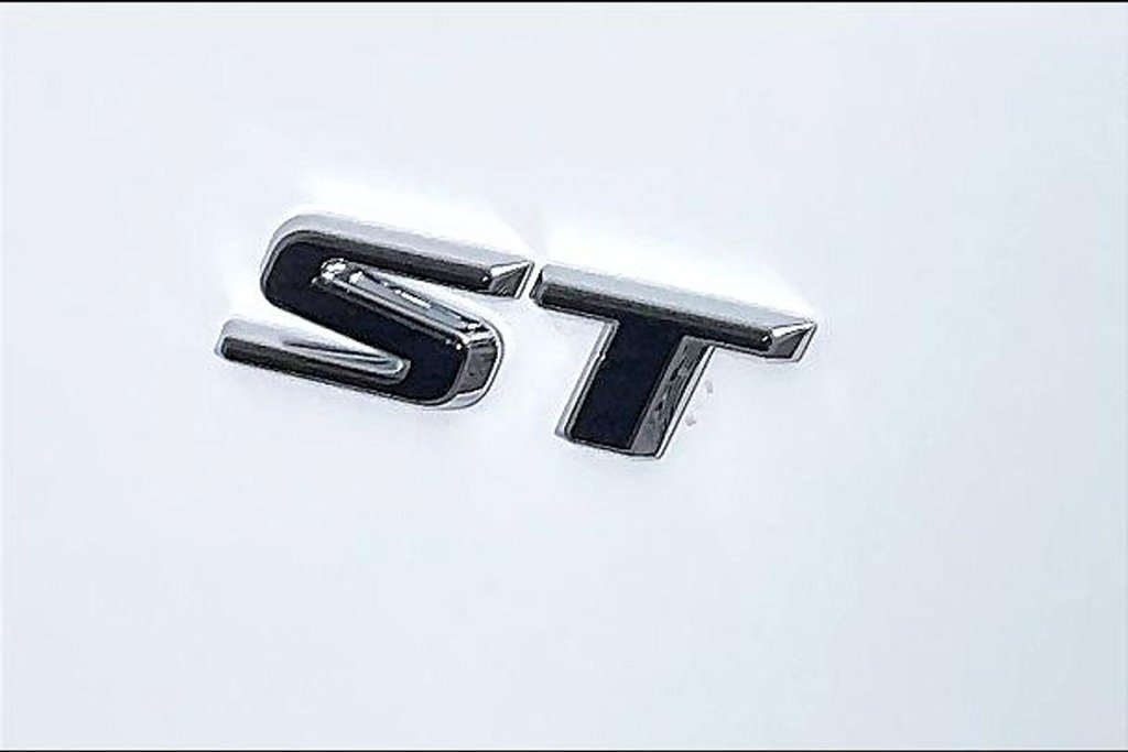 New 2027 Buick Enclave Sport Touring FWD image 10
