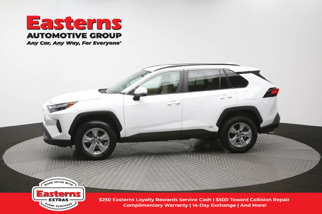 Used 2023 Toyota RAV4 LE AWD/4WD image 58