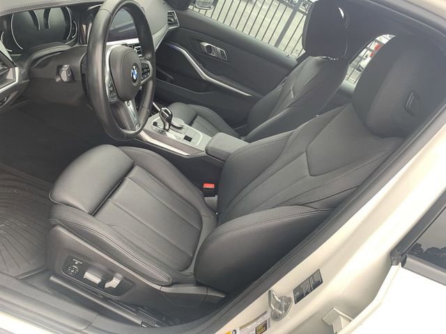 Used 2020 BMW 330i xDrive Sedan w/ M Sport Package AWD/4WD image 18