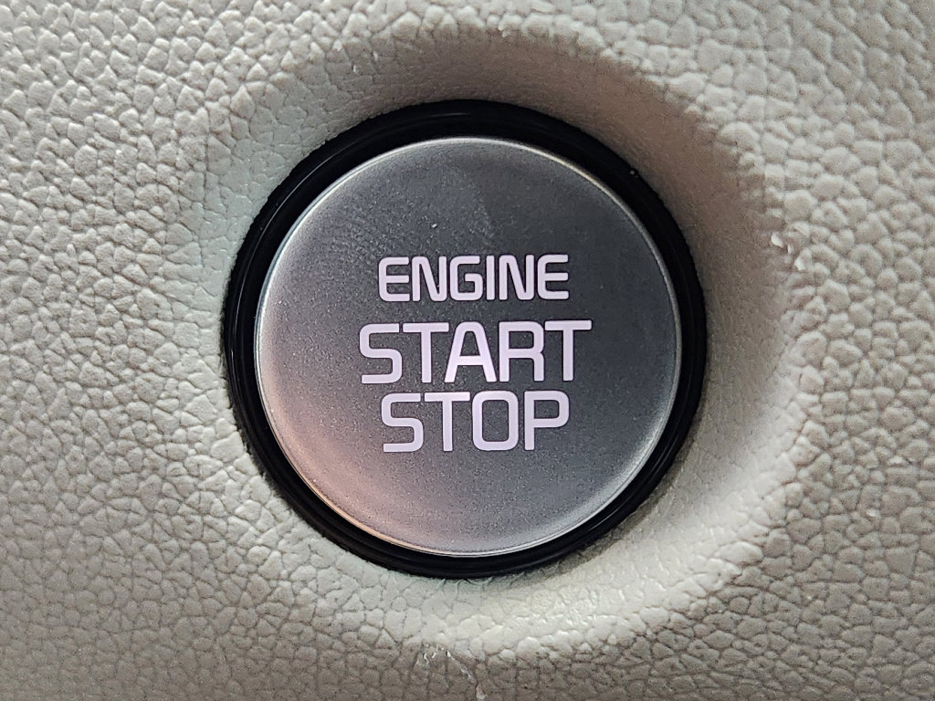 New 2025 Kia Sorento S image 13