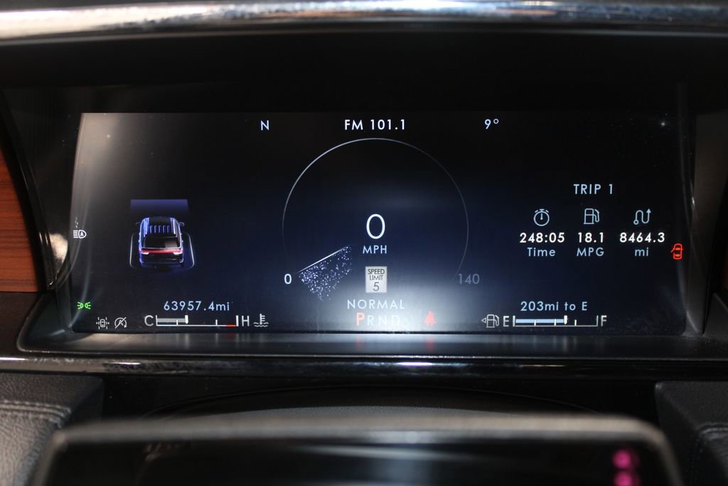 Used 2024 Lincoln Navigator Reserve image 39