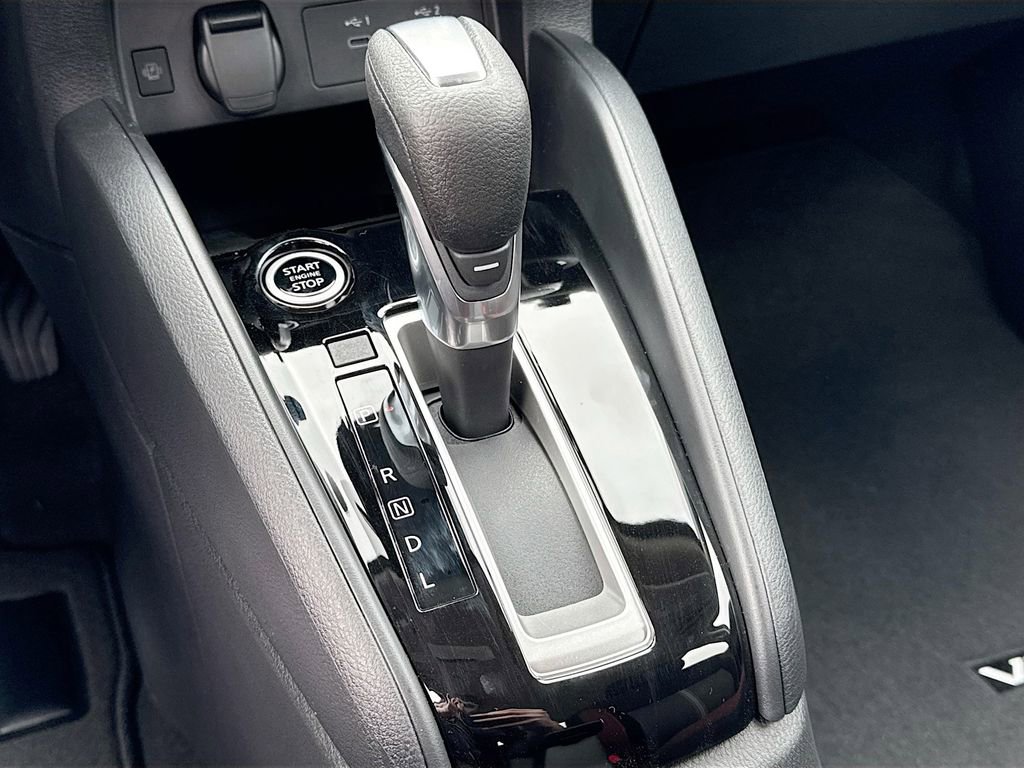 Used 2025 Nissan Versa SR w/ Trunk Package image 14