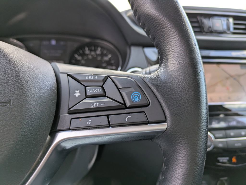 Used 2021 Nissan Rogue Sport SL image 27