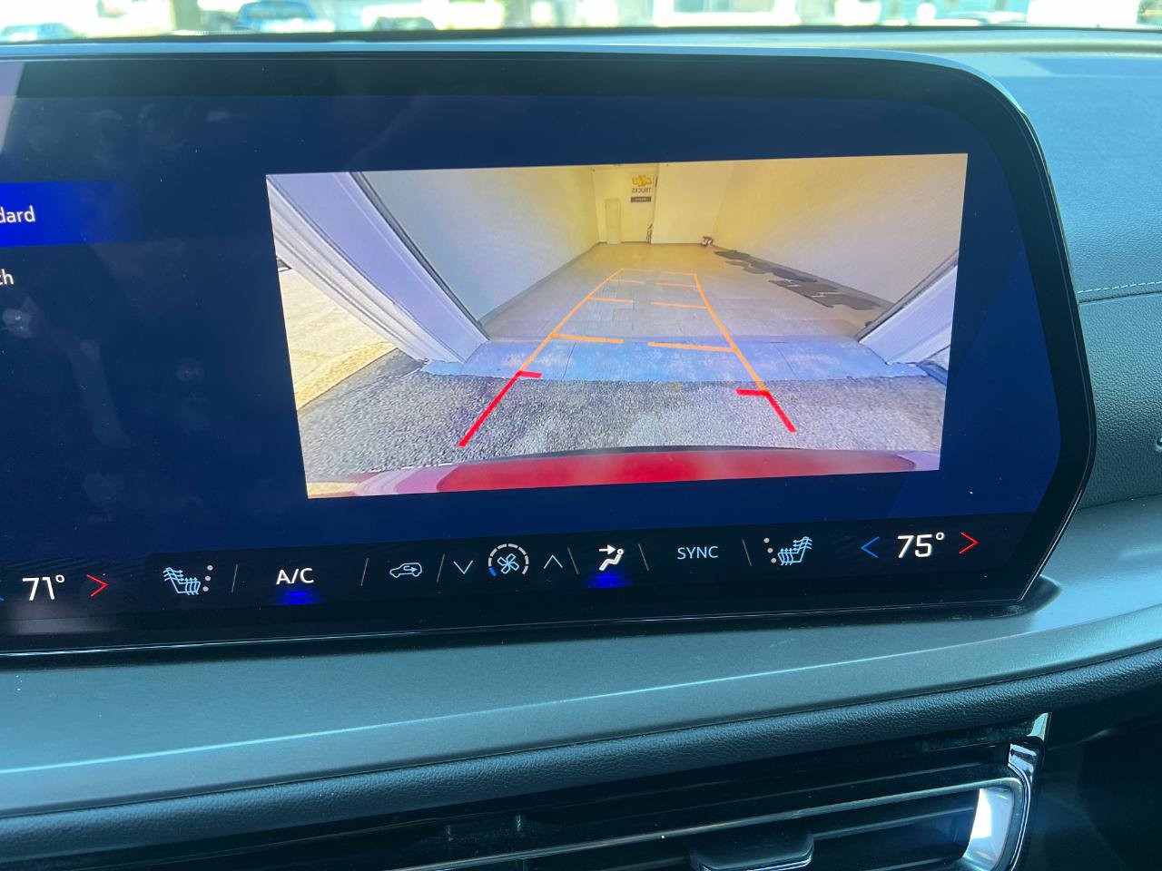 Used 2026 Chevrolet Traverse LT AWD/4WD image 67