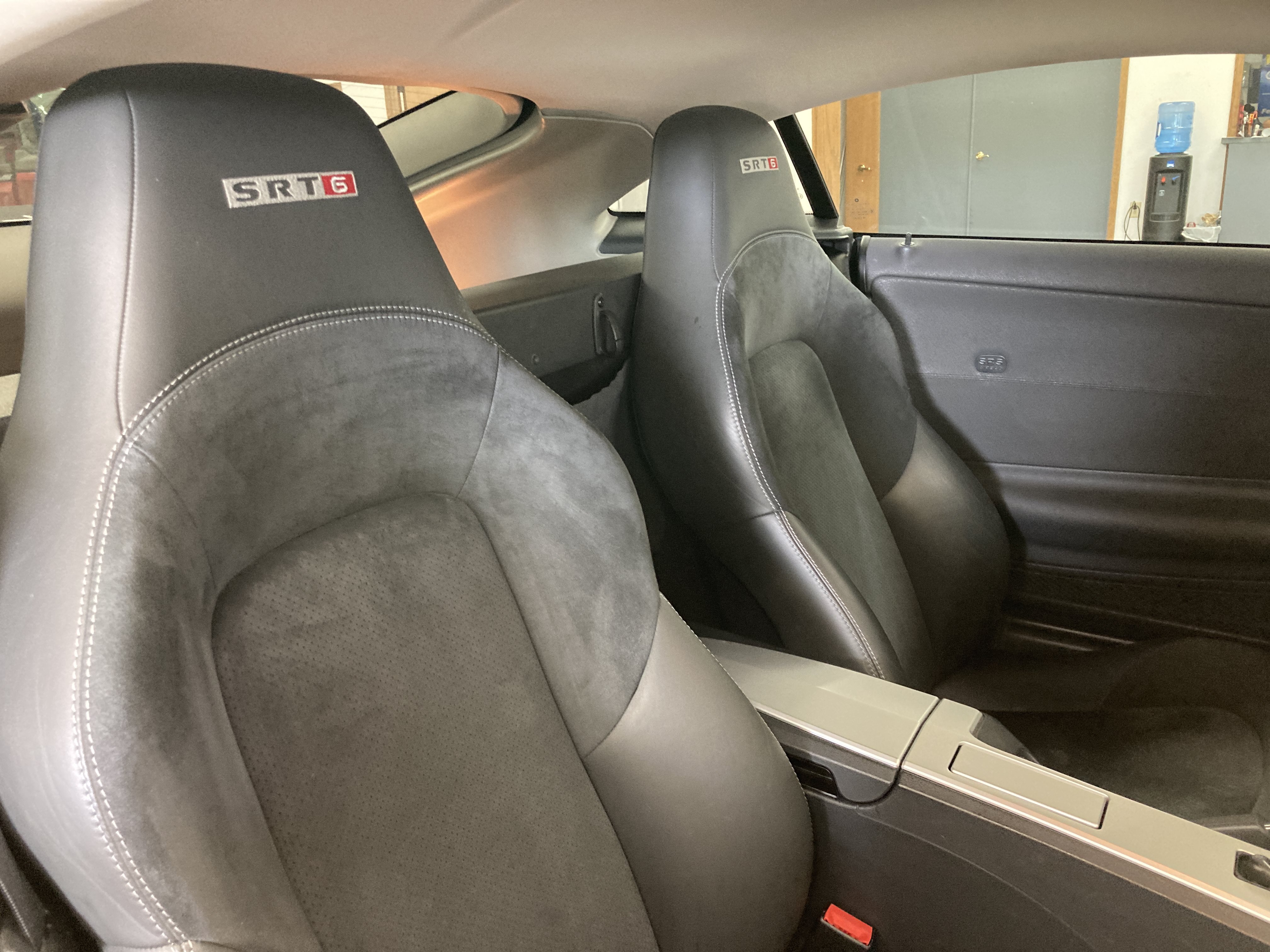 Used 2005 Chrysler Crossfire SRT-6 RWD image 15