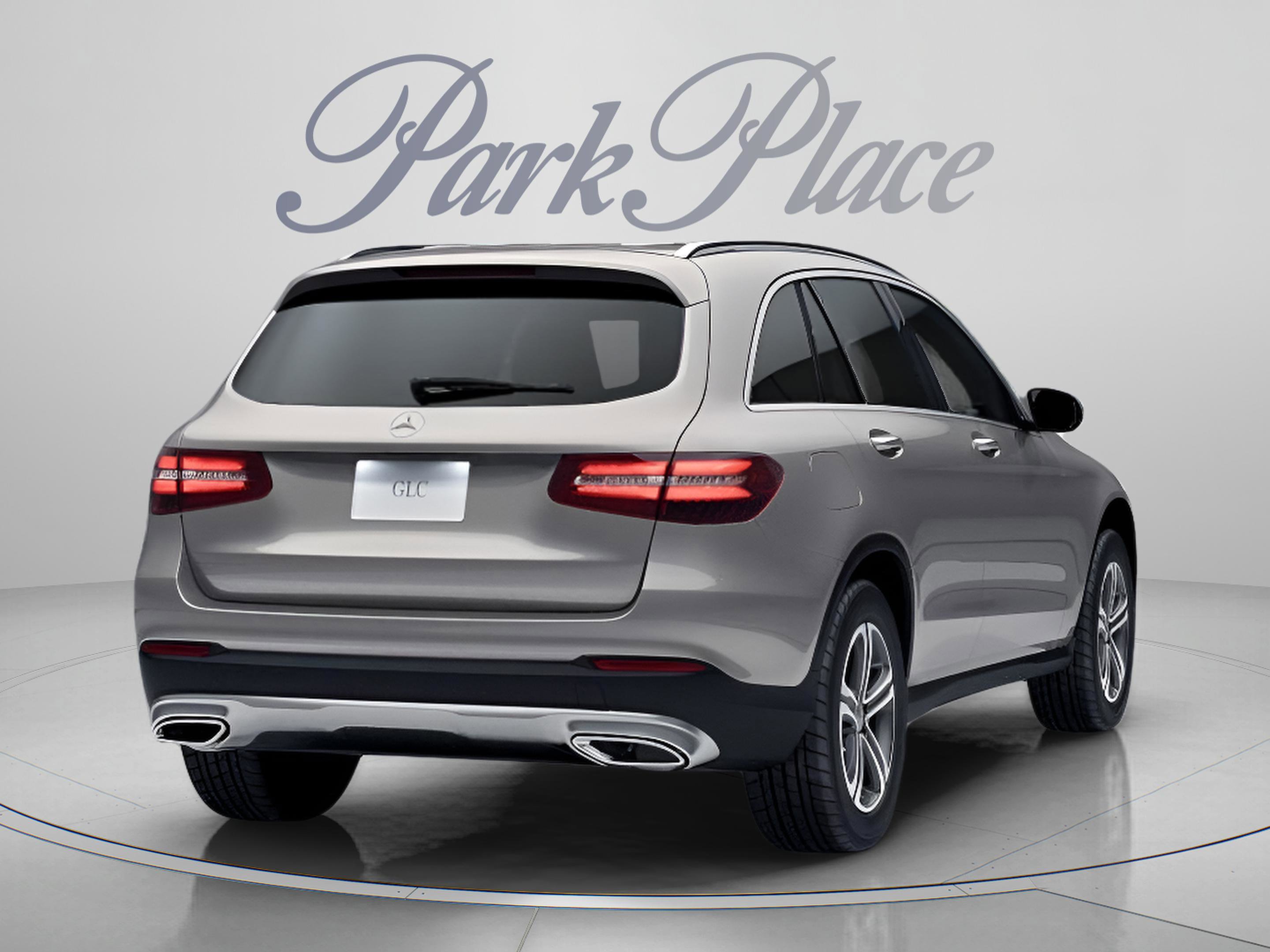 Certified 2019 Mercedes-Benz GLC 300 4MATIC image 18