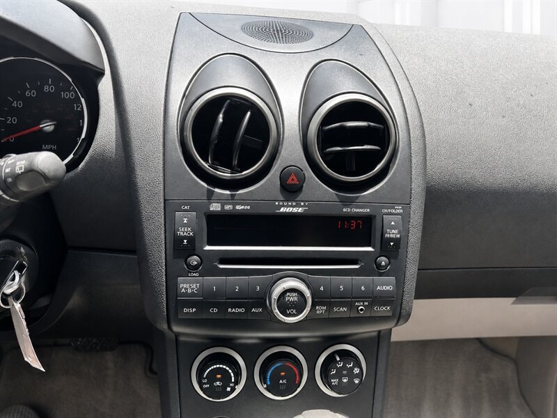 Used 2009 Nissan Rogue SL w/ Premium Pkg AWD/4WD image 14