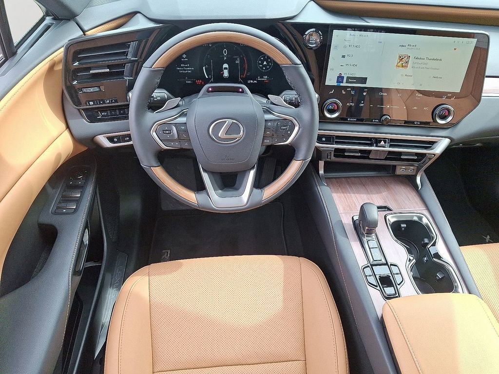 Used 2025 Lexus RX 350 Premium image 12