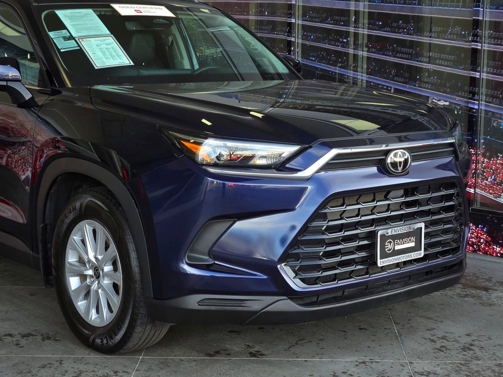 Certified 2024 Toyota Grand Highlander XLE image 2