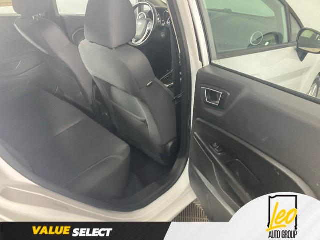 Used 2015 Ford Fiesta SE FWD image 20