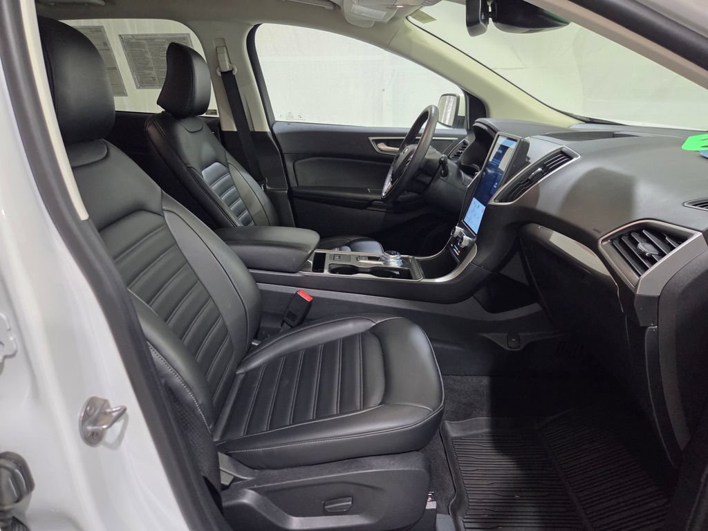 Used 2024 Ford Edge SEL w/ Convenience Package AWD/4WD image 14