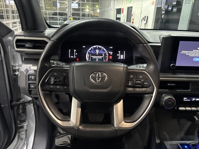 Used 2026 Toyota 4Runner SR5 AWD/4WD image 20