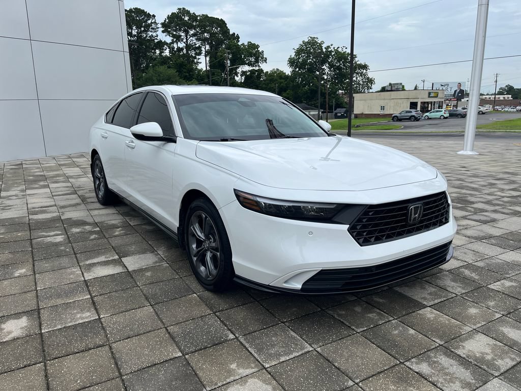 Used 2025 Honda Accord EX-L image 8