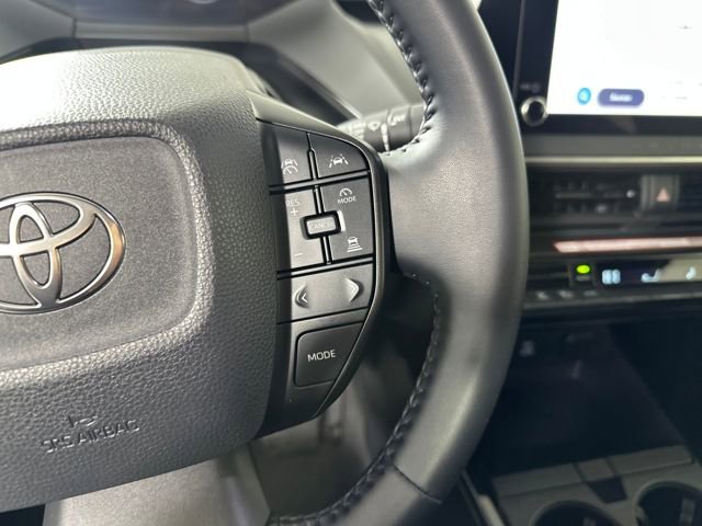 Used 2025 Toyota Prius LE image 16