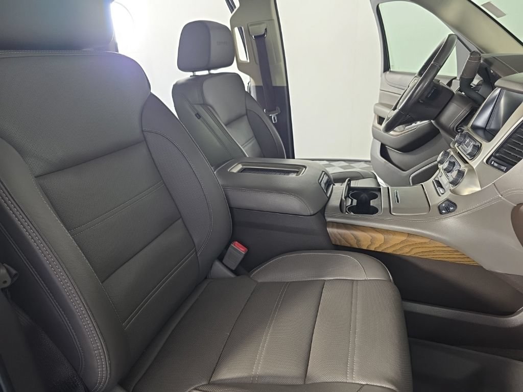 Used 2020 GMC Yukon Denali w/ Denali Premium Package AWD/4WD image 42