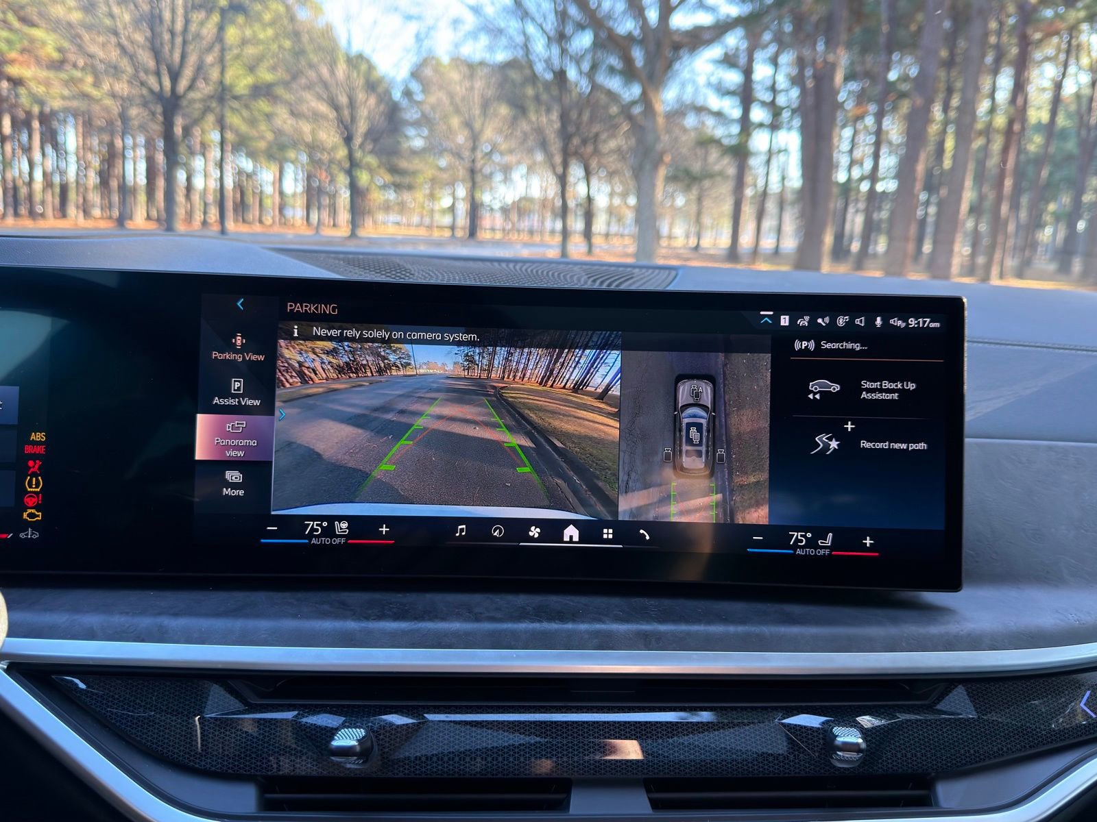 Certified 2024 BMW X7 xDrive40i w/ Executive Package image 4