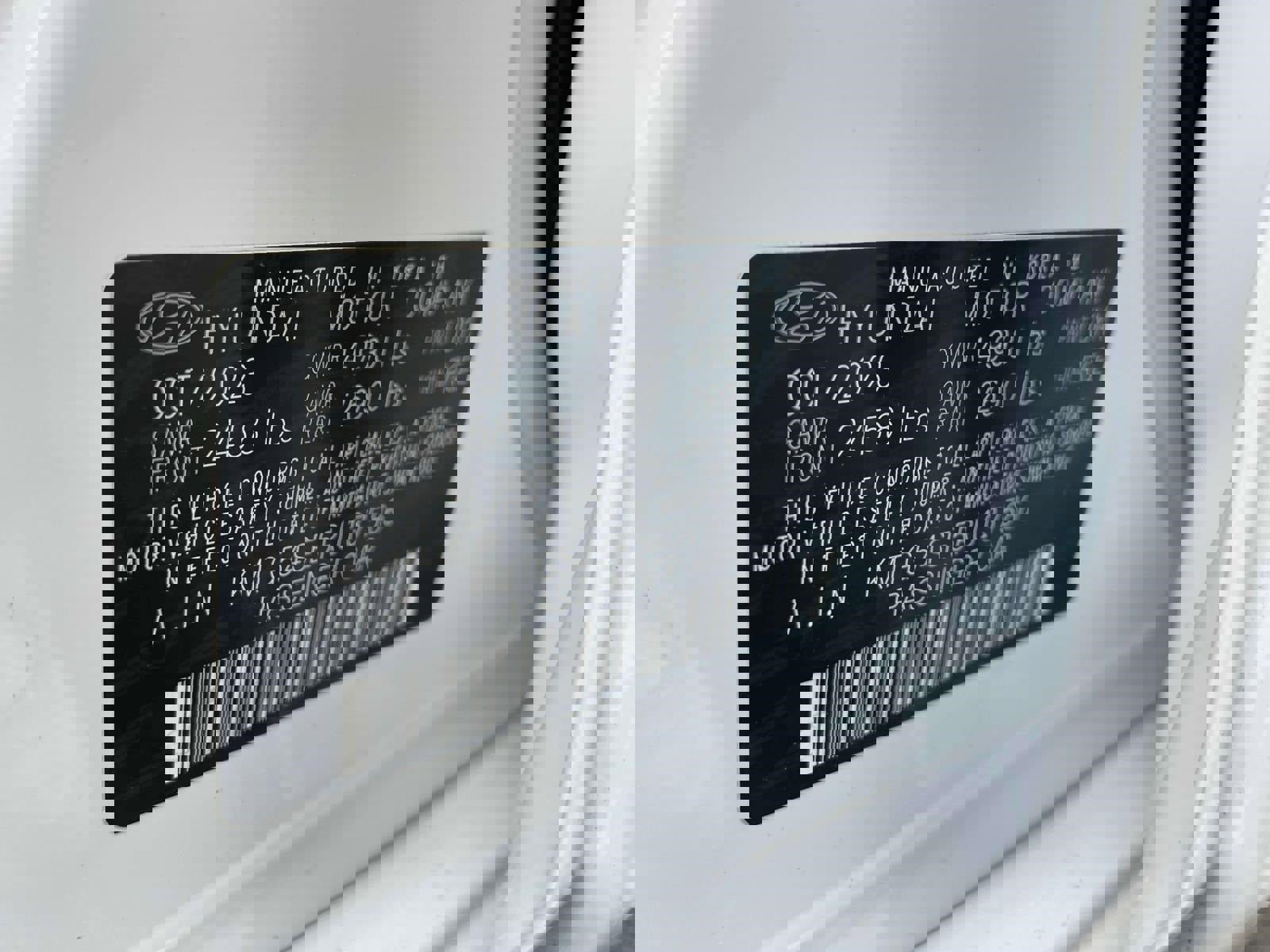 Used 2024 Genesis G70 3.3T Advanced image 19