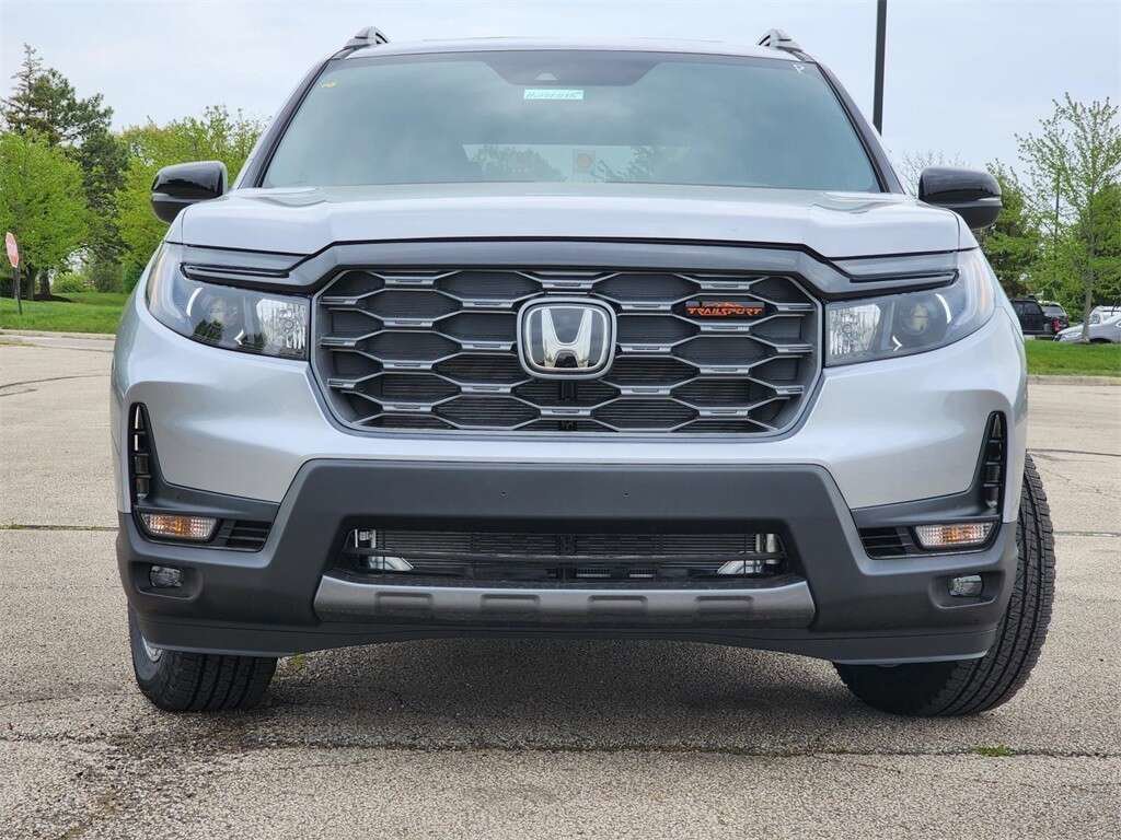 Used 2023 Honda Passport TrailSport image 9