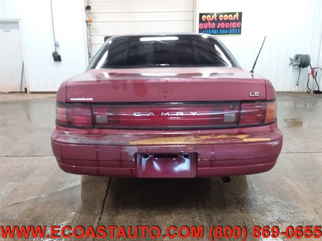 Used 1993 Toyota Camry Deluxe FWD image 8