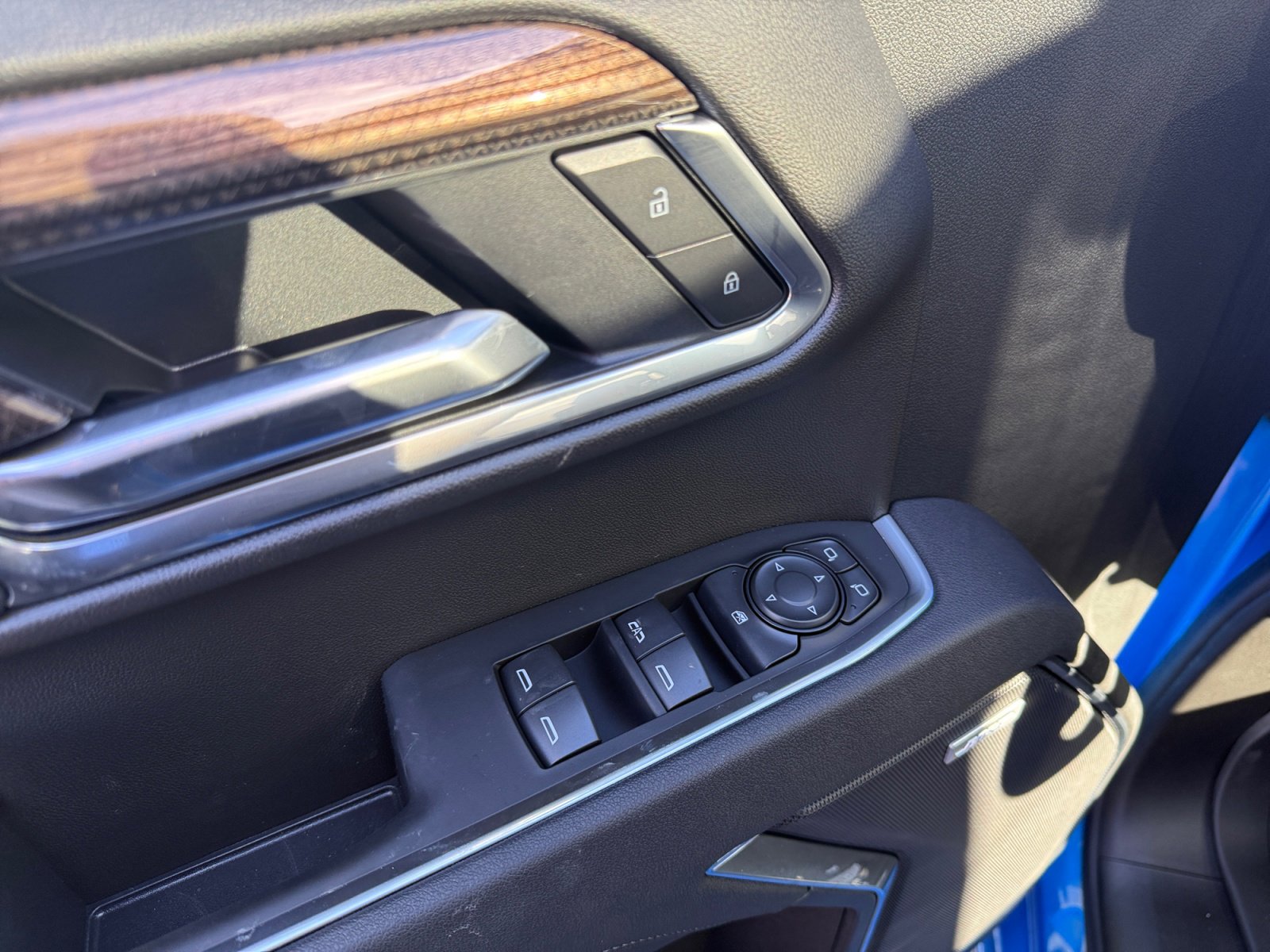 New 2025 Chevrolet Silverado 1500 RST AWD/4WD image 18